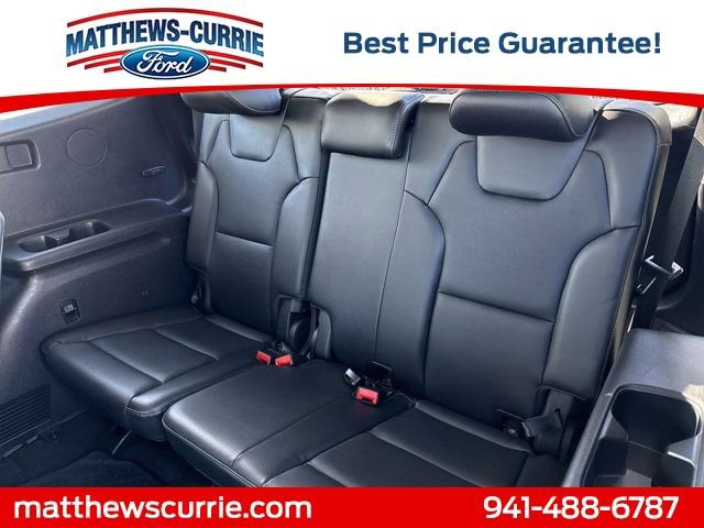 Used 2025 Kia Telluride S image 13