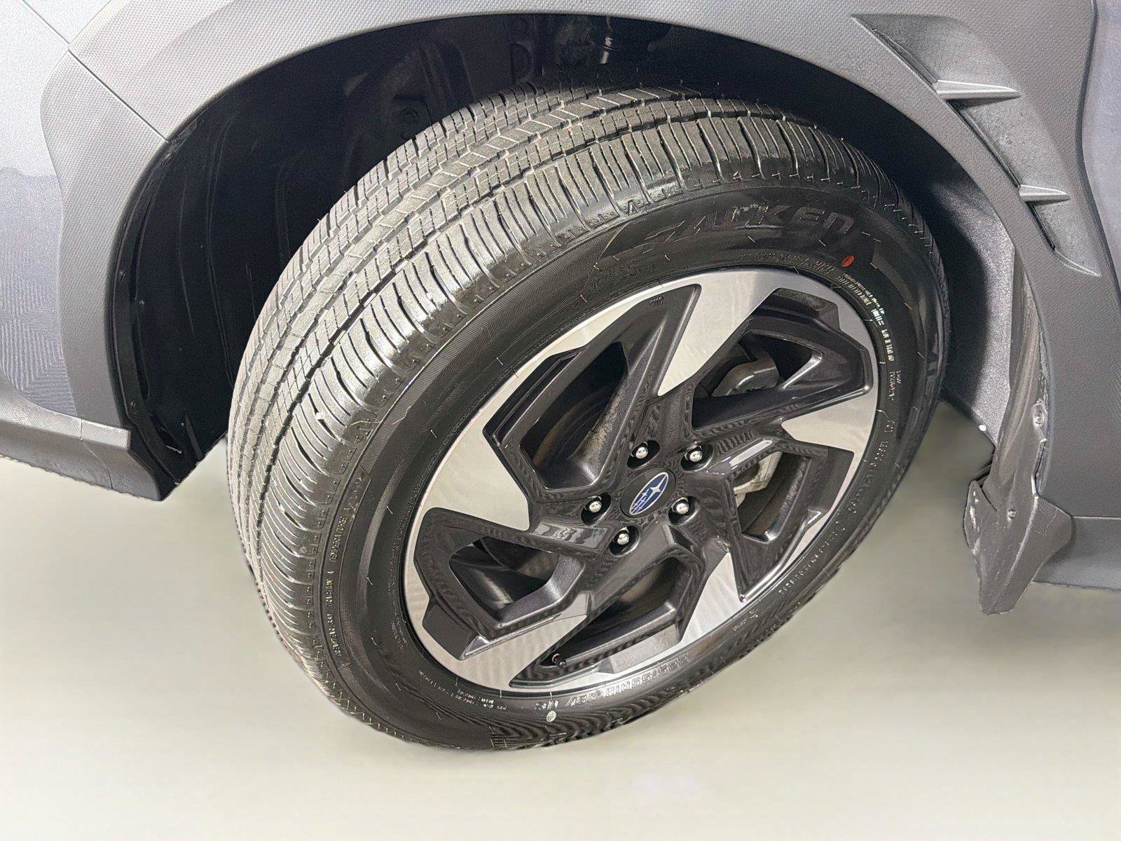 Used 2025 Subaru Crosstrek 2.5i Limited AWD/4WD image 36