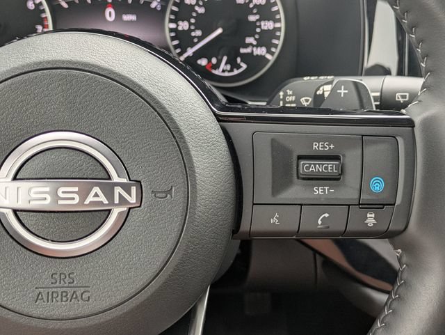 Used 2025 Nissan Pathfinder SL w/ Cargo Package FWD image 19
