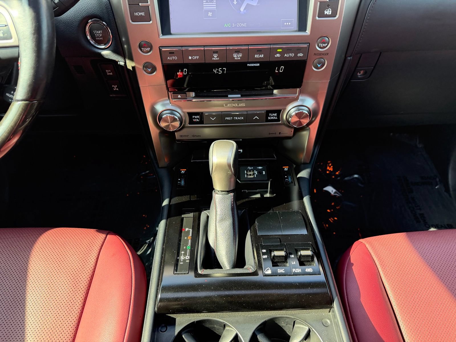 Used 2020 Lexus GX 460 Premium w/ Premium Package AWD/4WD image 17