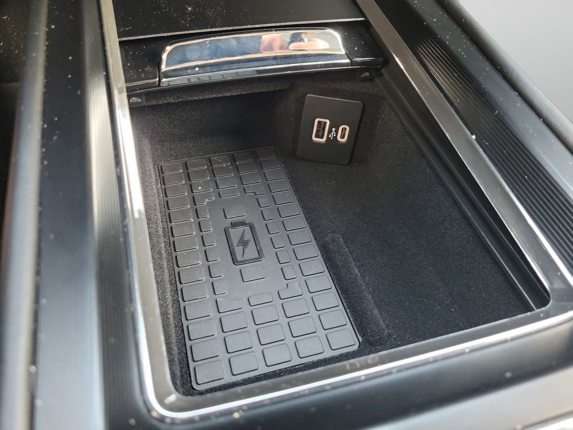 Used 2025 Lincoln Corsair Grand Touring w/ Equipment Group 302A image 24