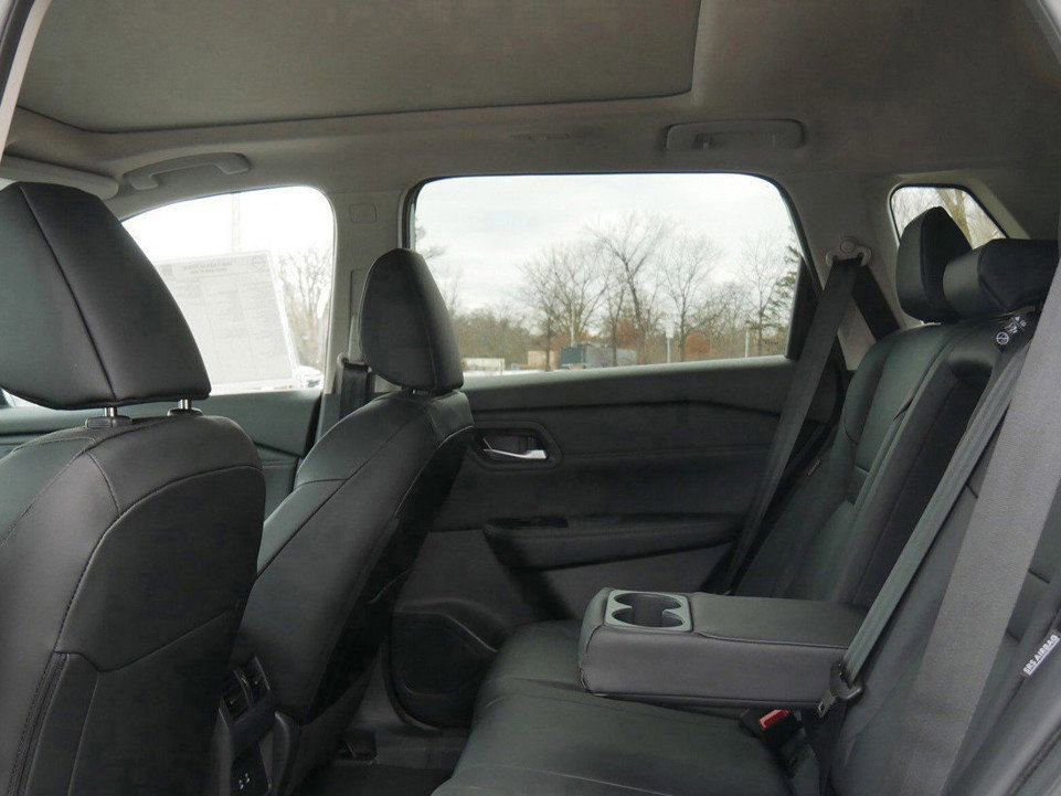 New 2026 Nissan Rogue SV image 6