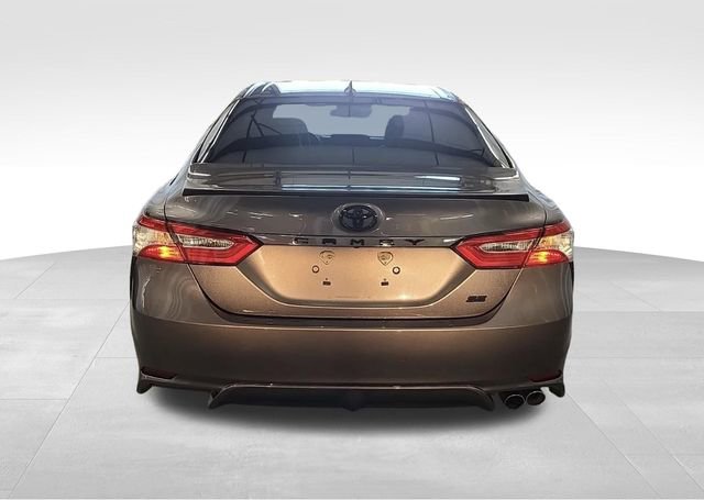 Used 2020 Toyota Camry SE image 14