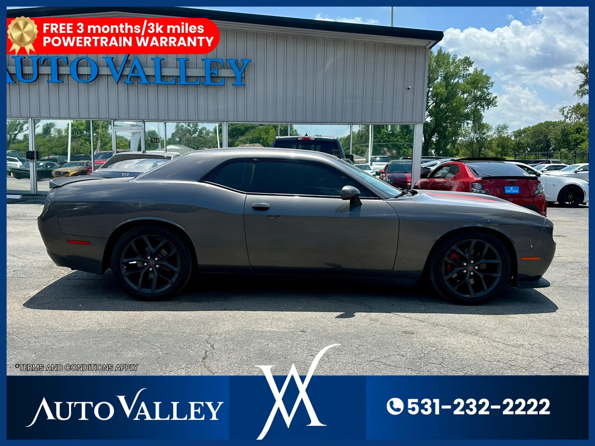 Used 2022 Dodge Challenger R/T w/ Blacktop Package RWD image 8
