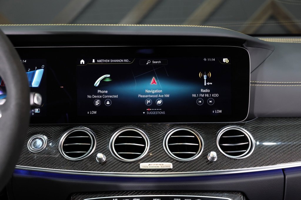 Used 2023 Mercedes-Benz E 63 AMG S image 35