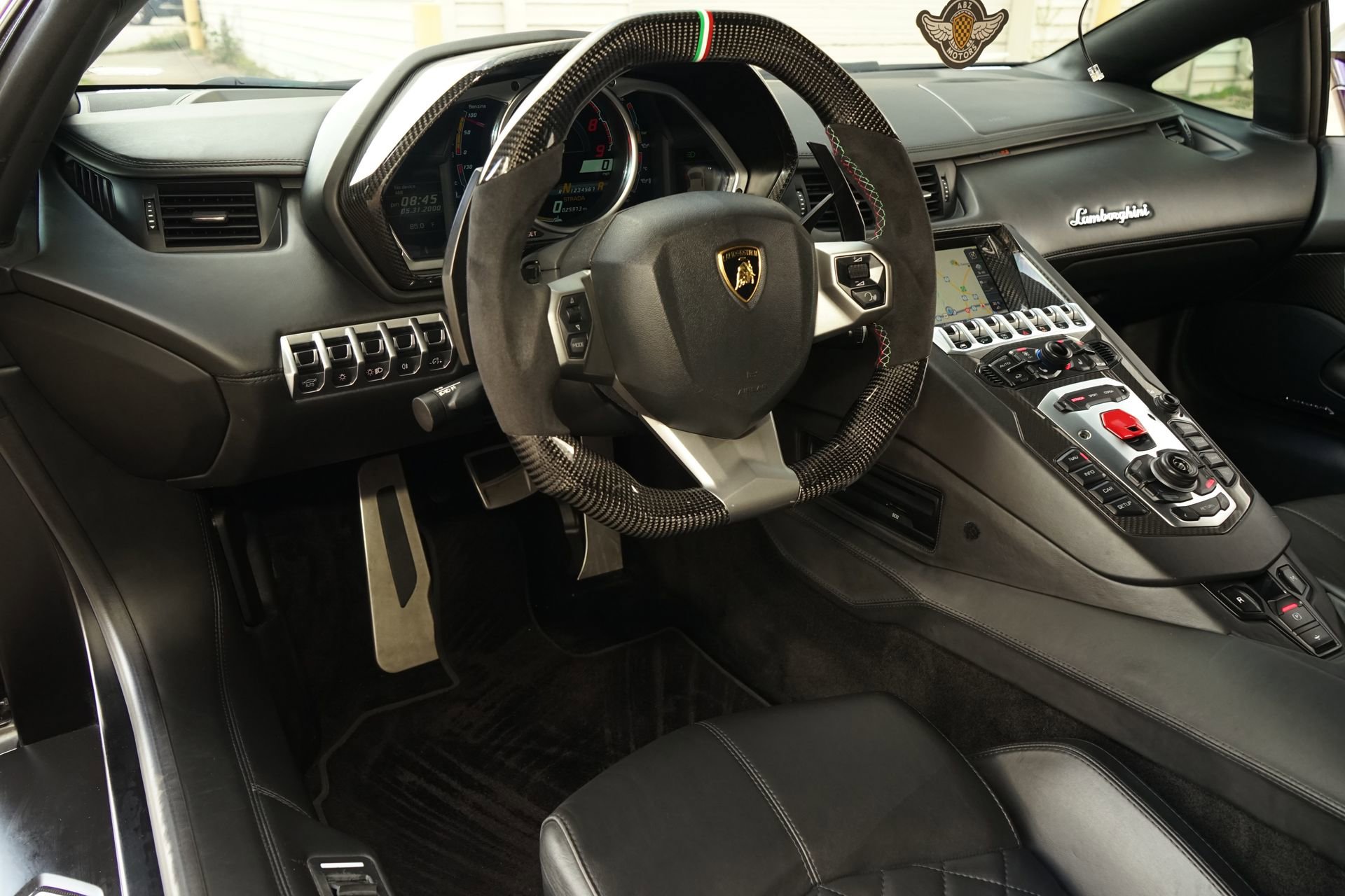 Used 2015 Lamborghini Aventador LP 700-4 image 22