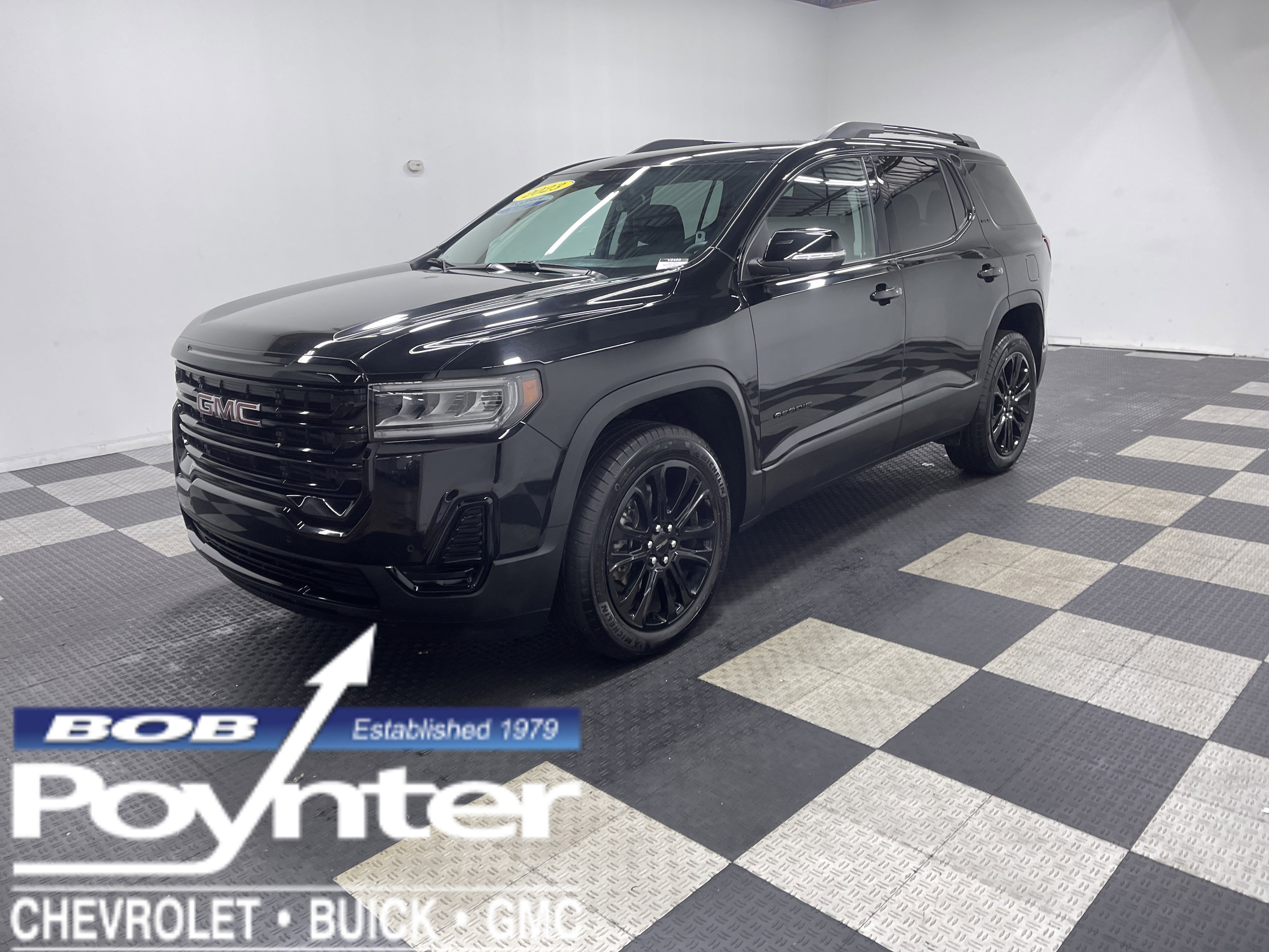 Used 2023 GMC Acadia SLE w/ Driver Convenience Package