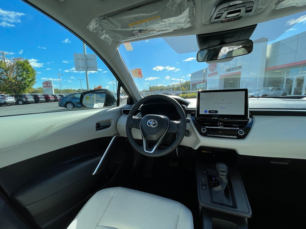 New 2026 Toyota Corolla Cross LE image 8
