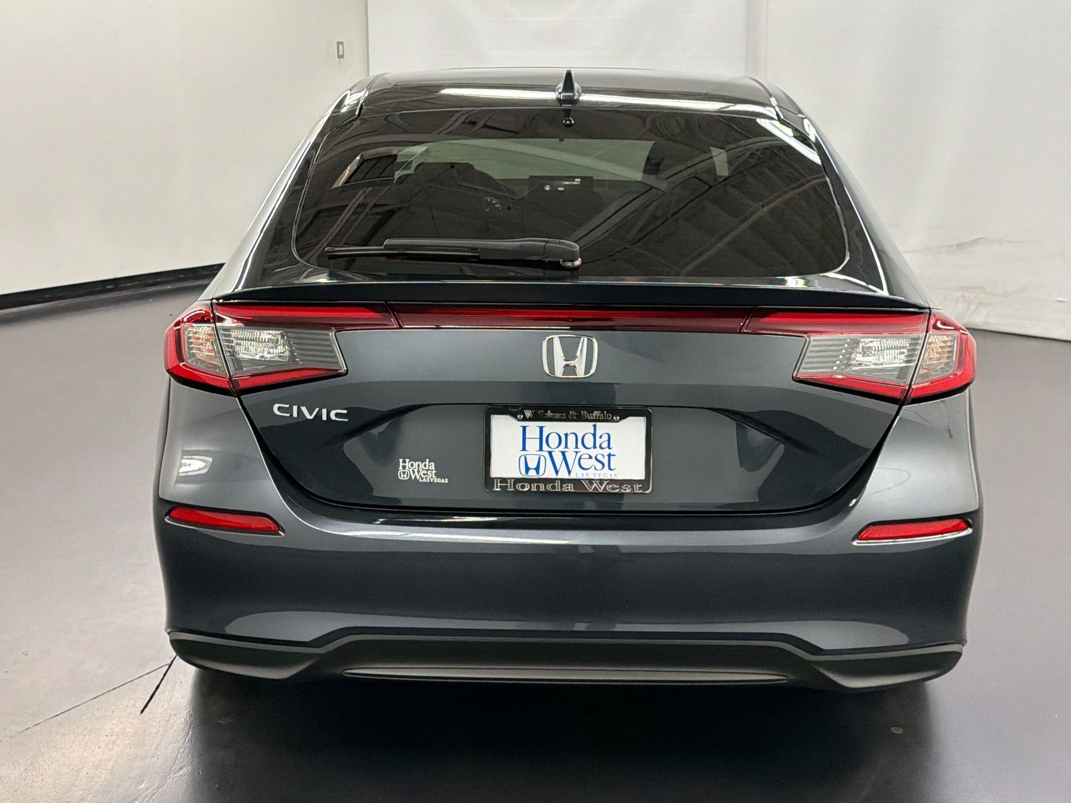 Certified 2024 Honda Civic EX-L image 10