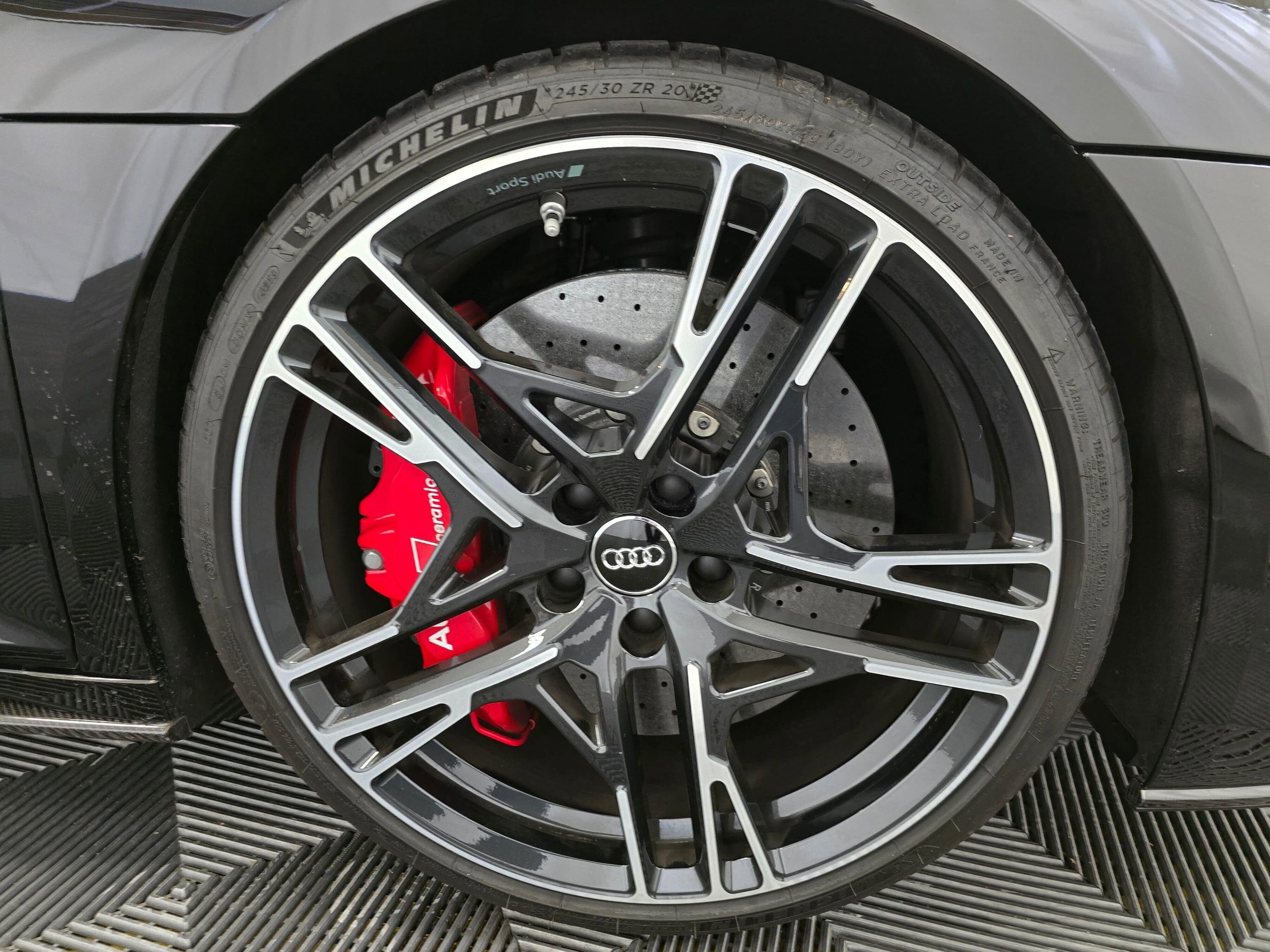 Used 2020 Audi R8 V10 performance image 24