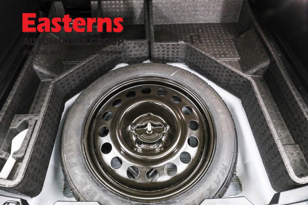 Used 2020 Ford Edge SE image 22