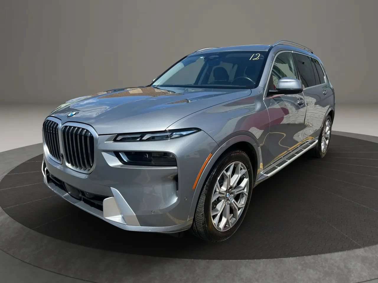 Used 2025 BMW X7 xDrive40i AWD/4WD image 1
