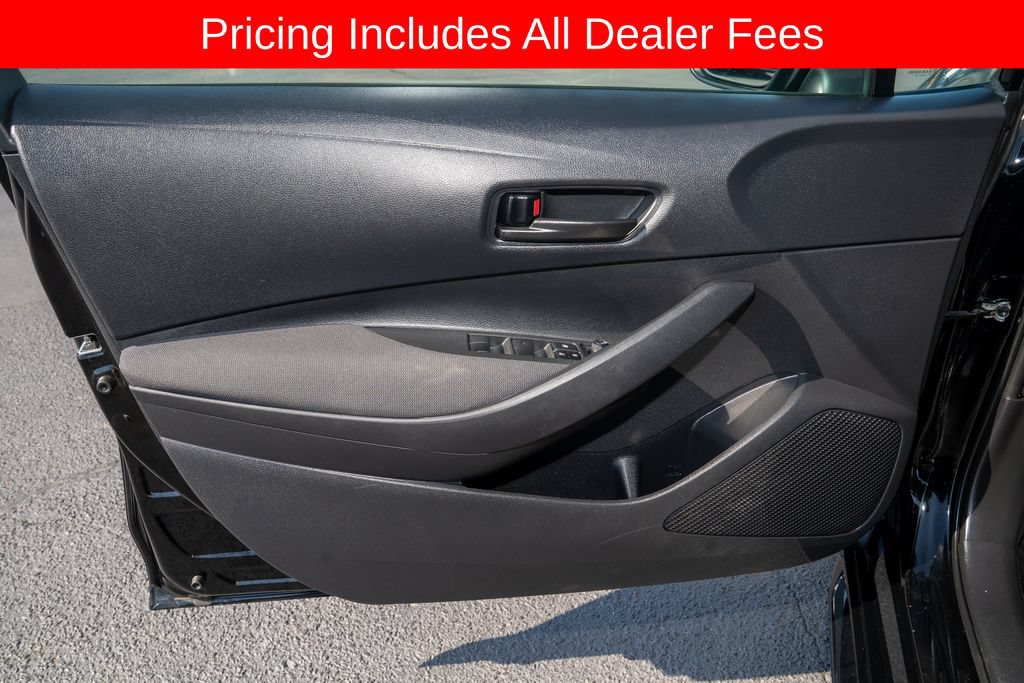 Used 2024 Toyota Corolla LE FWD image 11