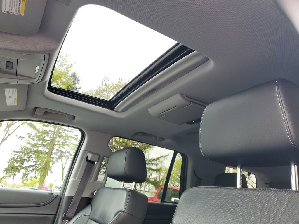 Used 2015 Chevrolet Tahoe LTZ AWD/4WD image 7