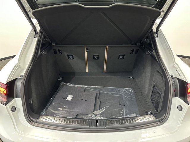 New 2025 Porsche Macan AWD/4WD image 36