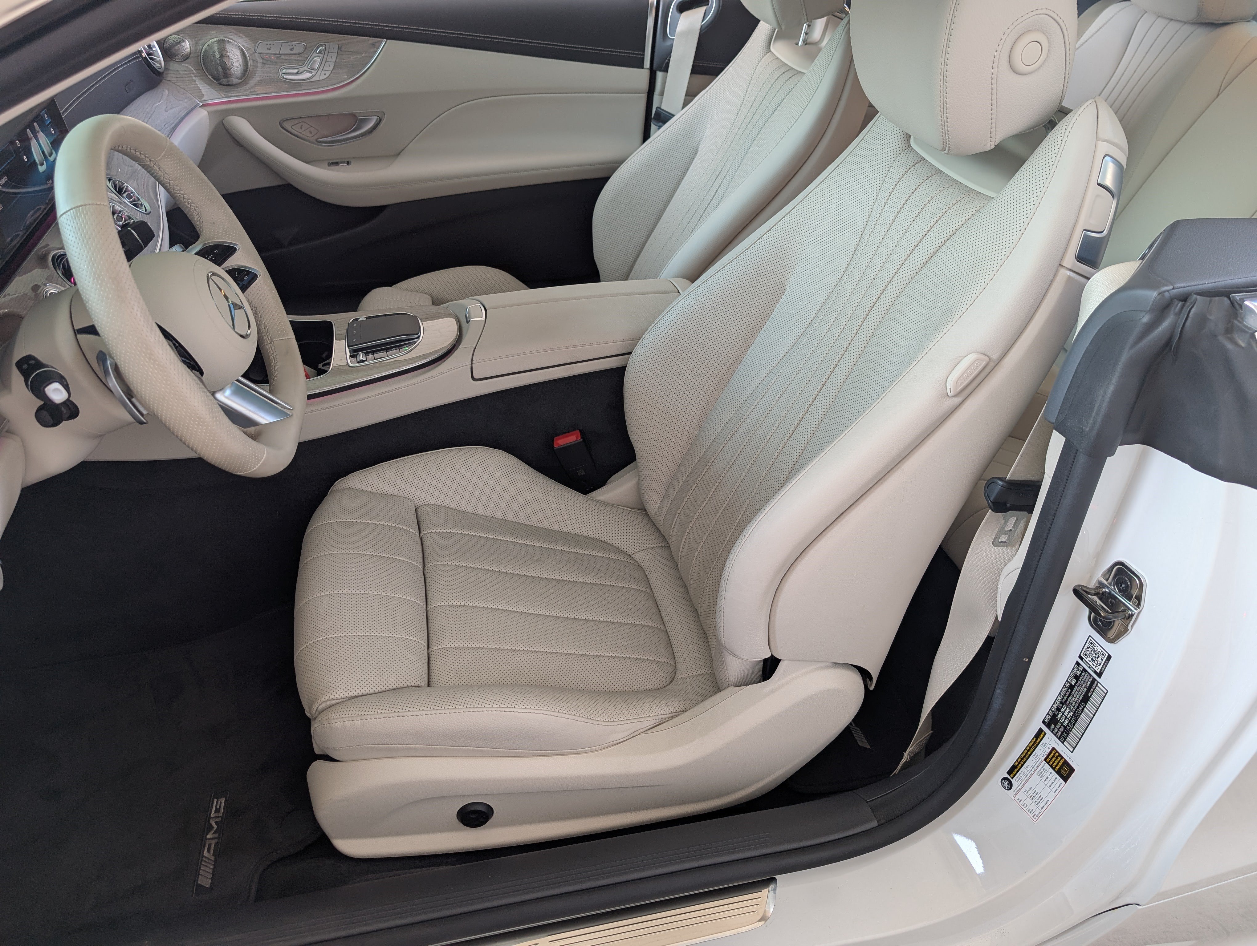 Used 2023 Mercedes-Benz E 450 Coupe image 17