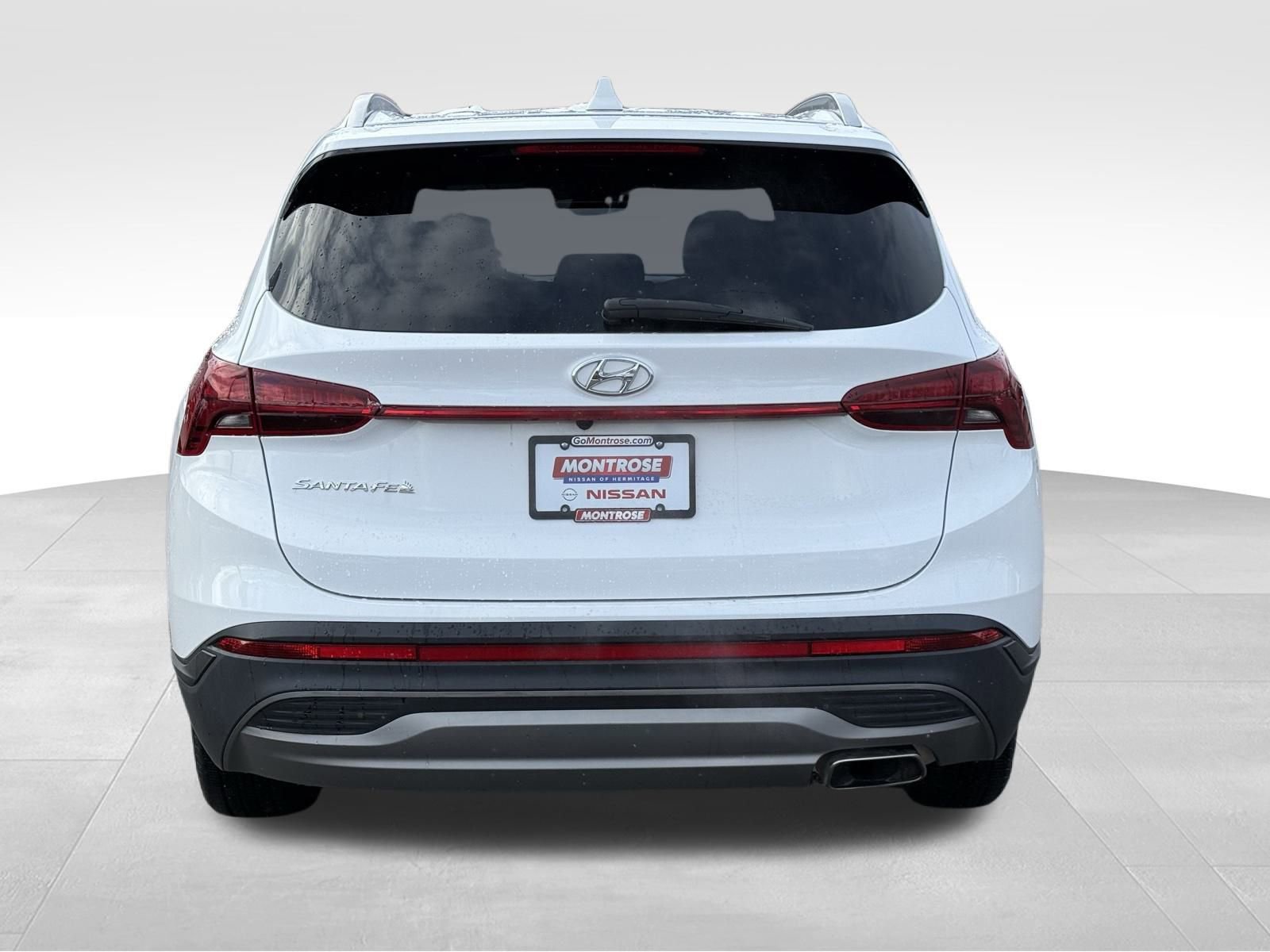 Used 2023 Hyundai Santa Fe SEL image 4