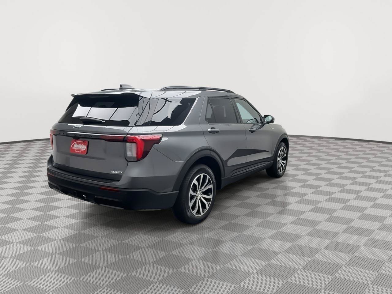 Certified 2025 Ford Explorer ST-Line AWD/4WD image 41