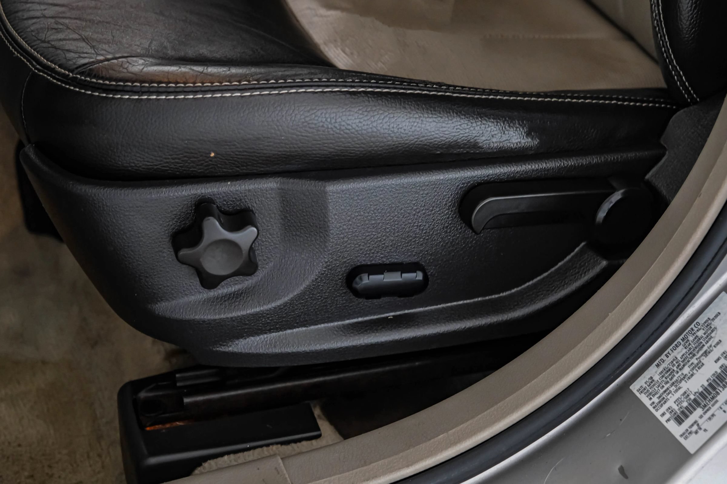 Used 2008 Mercury Milan Premier FWD image 32