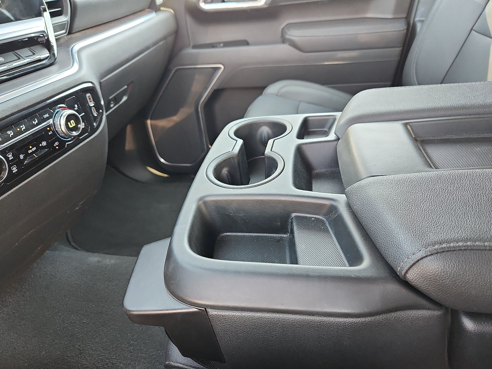Used 2025 GMC Sierra 1500 SLT AWD/4WD image 20