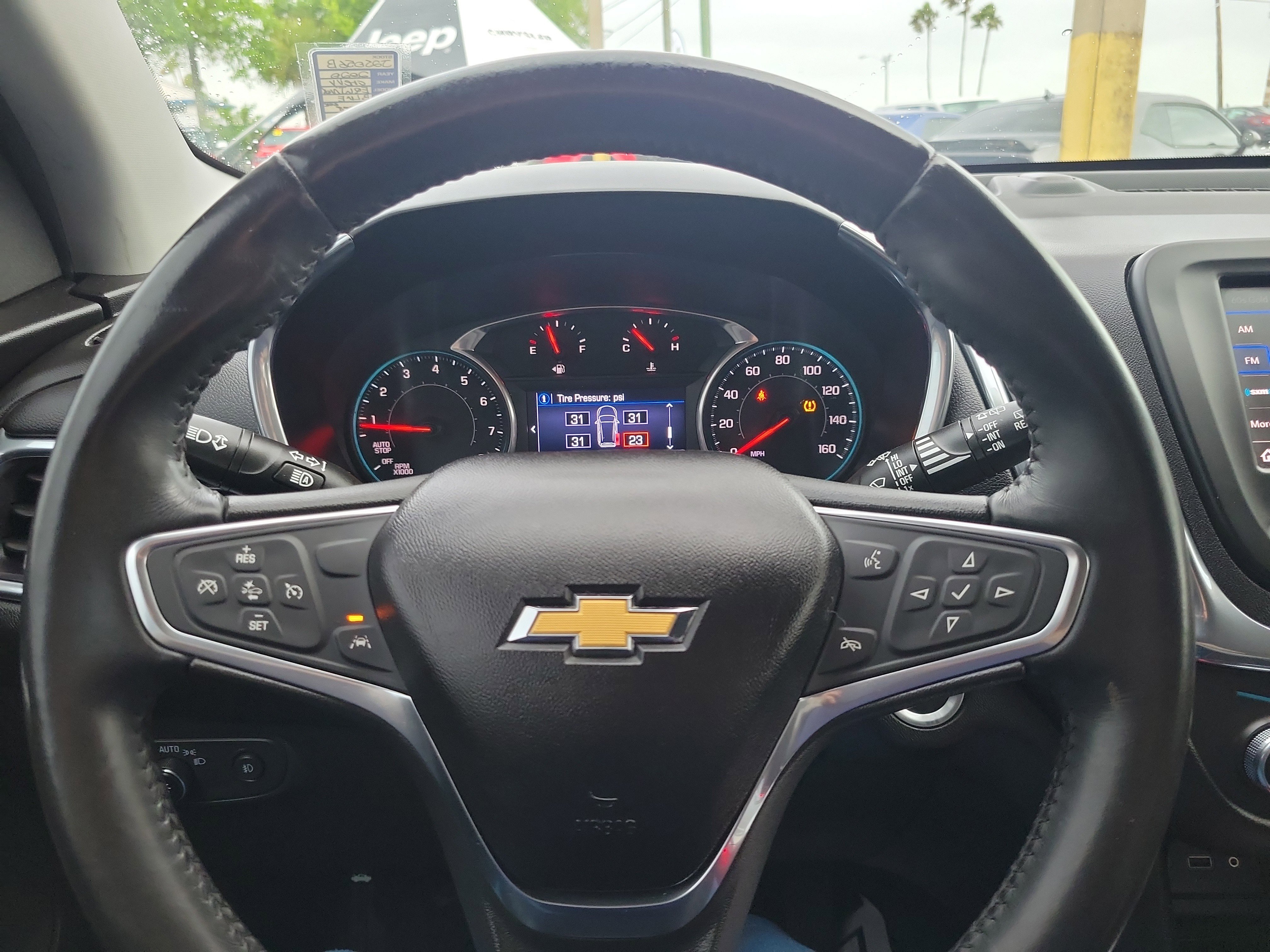 Used 2020 Chevrolet Equinox LT FWD image 17