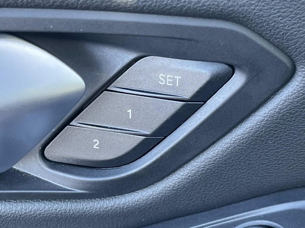 Used 2025 BMW 330i xDrive Sedan image 28