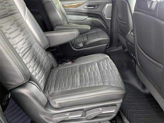 Used 2023 Cadillac Escalade ESV Sport Platinum w/ LPO, ONYX Package image 38