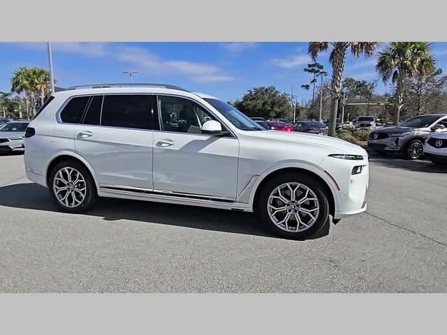Used 2024 BMW X7 xDrive40i image 33