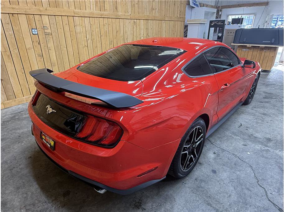 Used 2018 Ford Mustang Coupe w/ Equipment Group 101A image 5