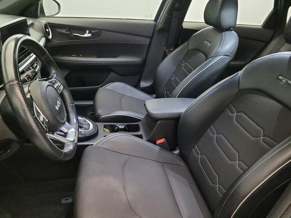 Used 2023 Kia Forte GT-Line w/ GT-Line Premium Package image 17