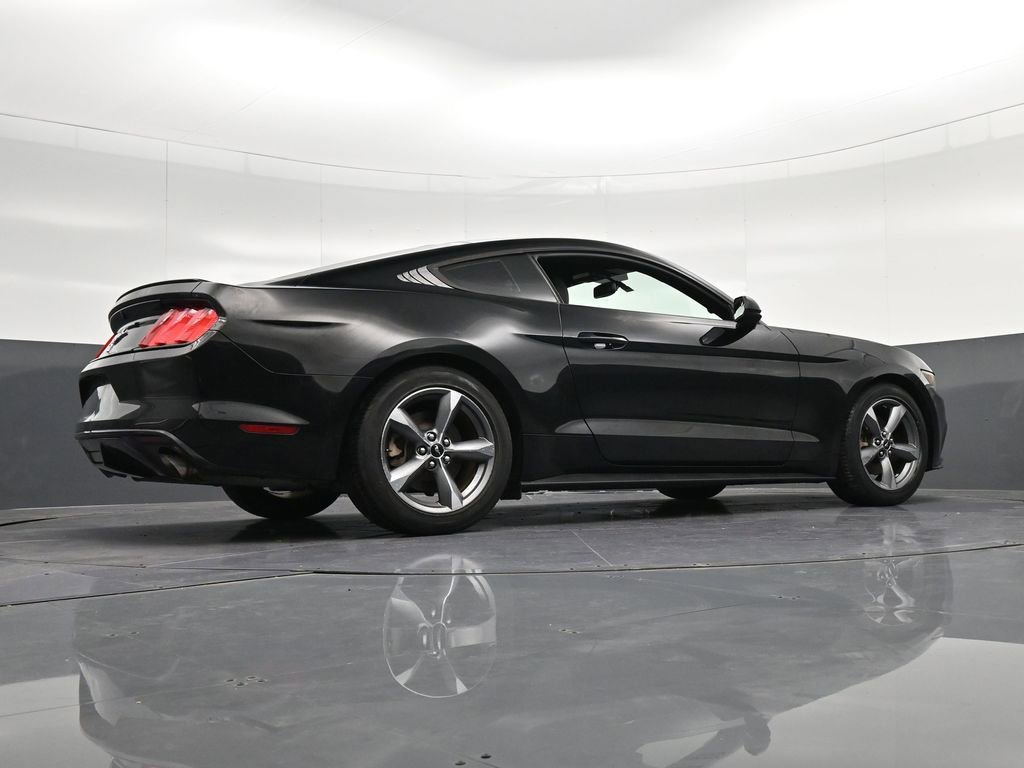 Used 2016 Ford Mustang Coupe w/ Equipment Group 051A RWD image 32