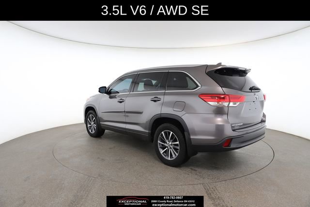 Used 2018 Toyota Highlander XLE image 11