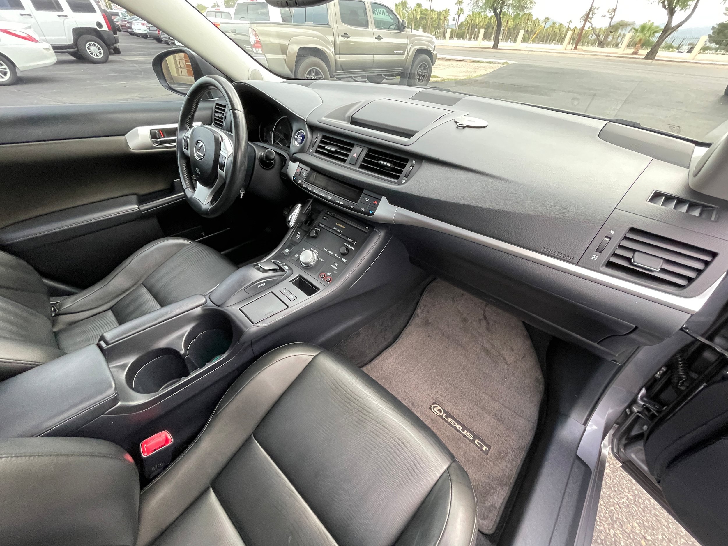 Used 2013 Lexus CT 200h w/ Premium Pkg w/Navigation FWD image 28