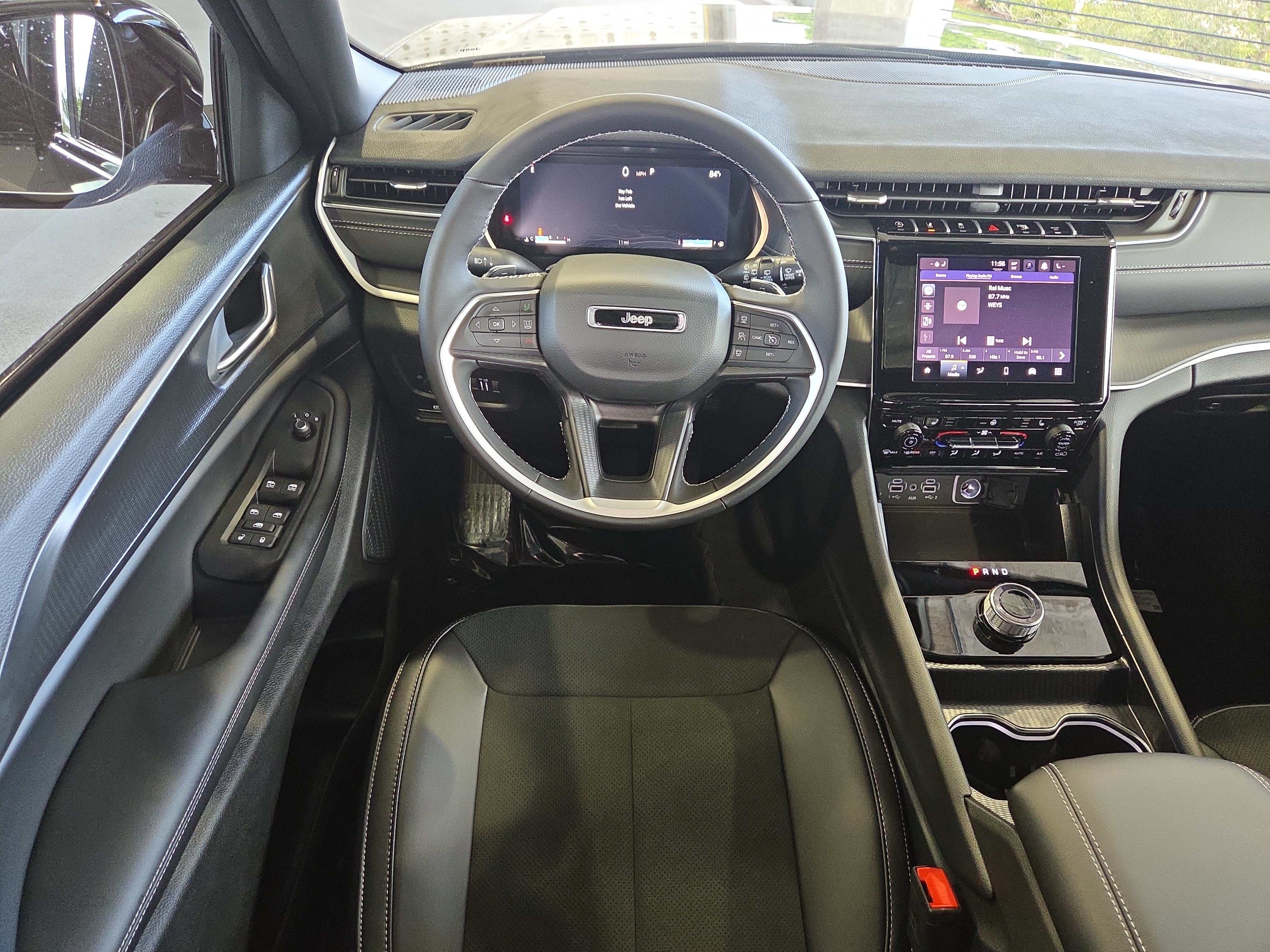 New 2025 Jeep Grand Cherokee L Altitude AWD/4WD image 17