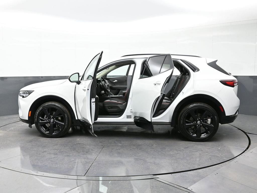 Used 2023 Buick Envision Essence w/ Sport Touring Package image 35