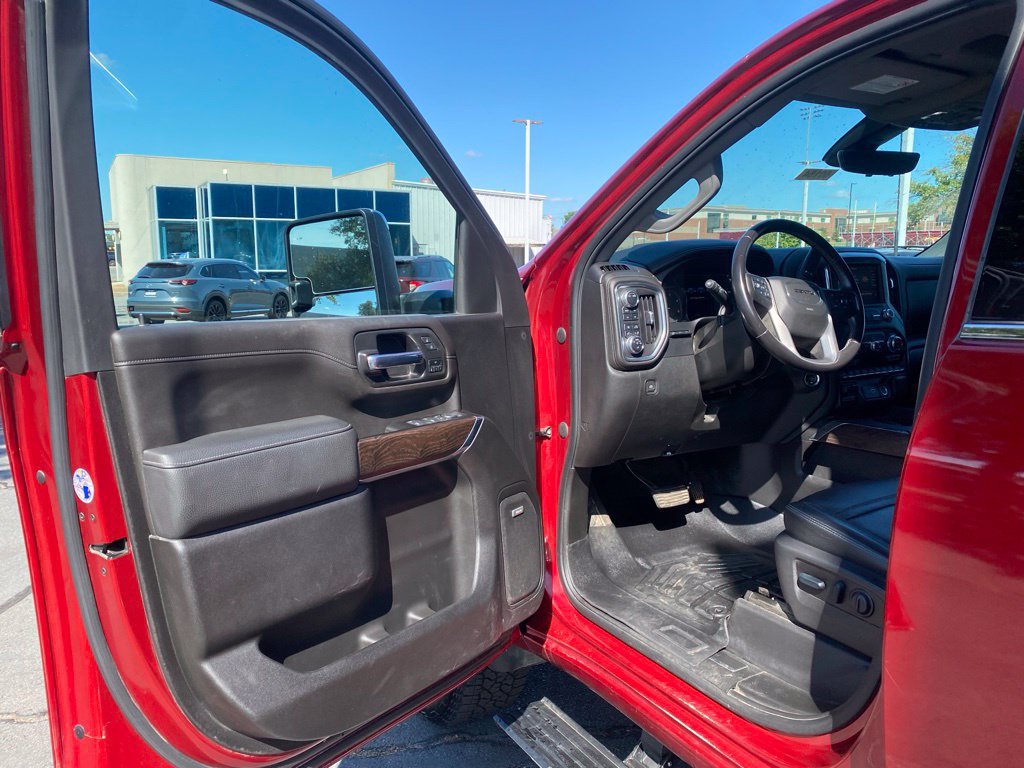 Used 2022 GMC Sierra 2500 Denali w/ Denali Ultimate Package AWD/4WD image 11