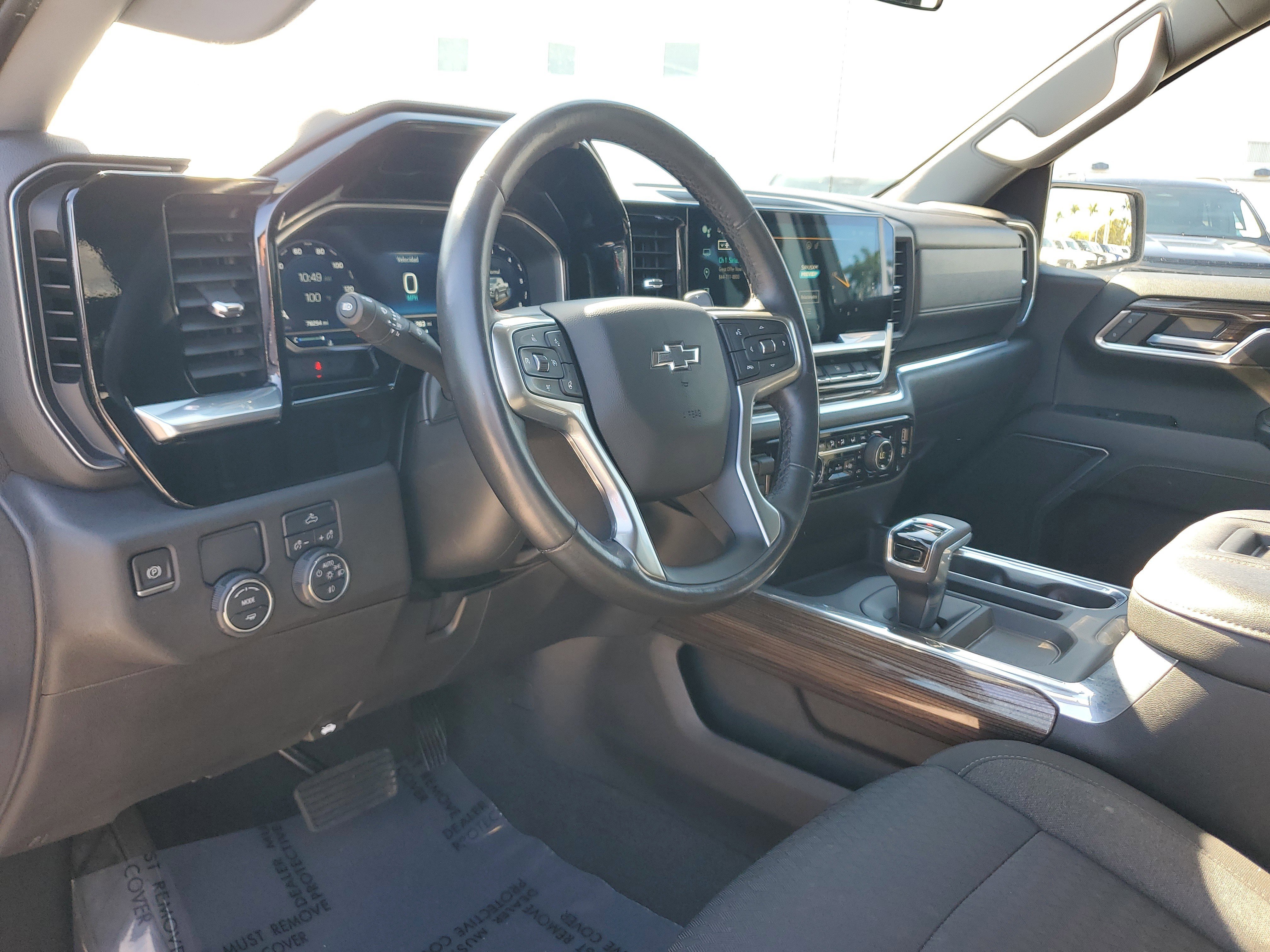 Used 2022 Chevrolet Silverado 1500 RST image 9