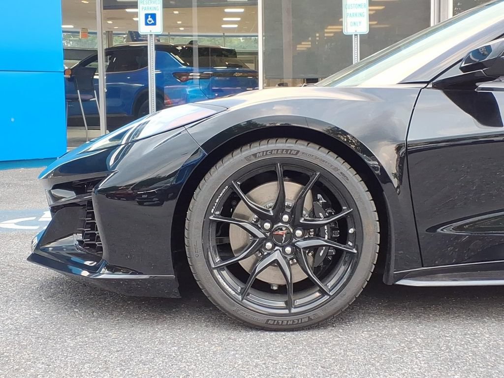 New 2027 Chevrolet Corvette Grand Sport w/ Z52 Sport Performance Package RWD image 7