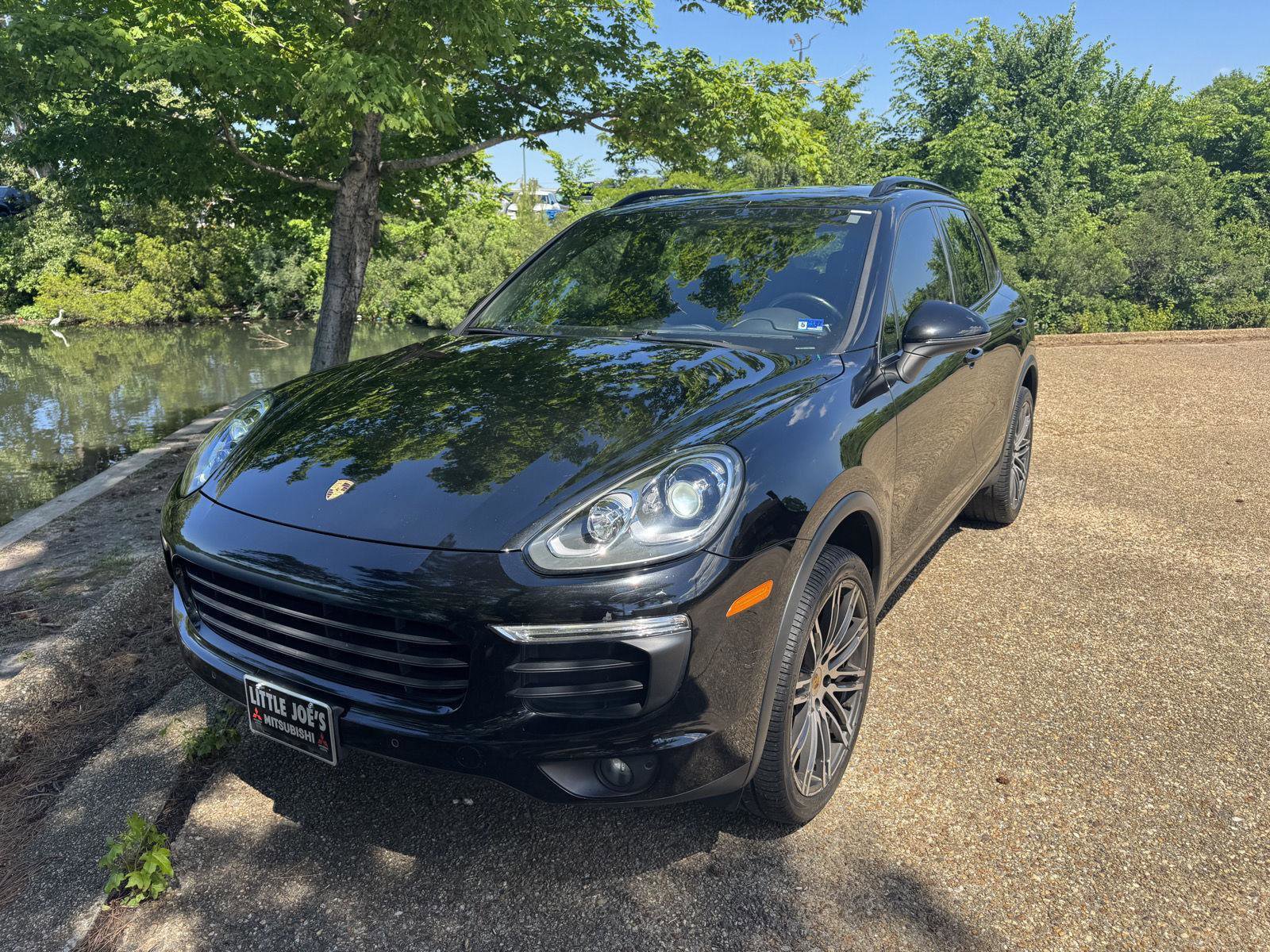 Used 2016 Porsche Cayenne AWD/4WD image 12