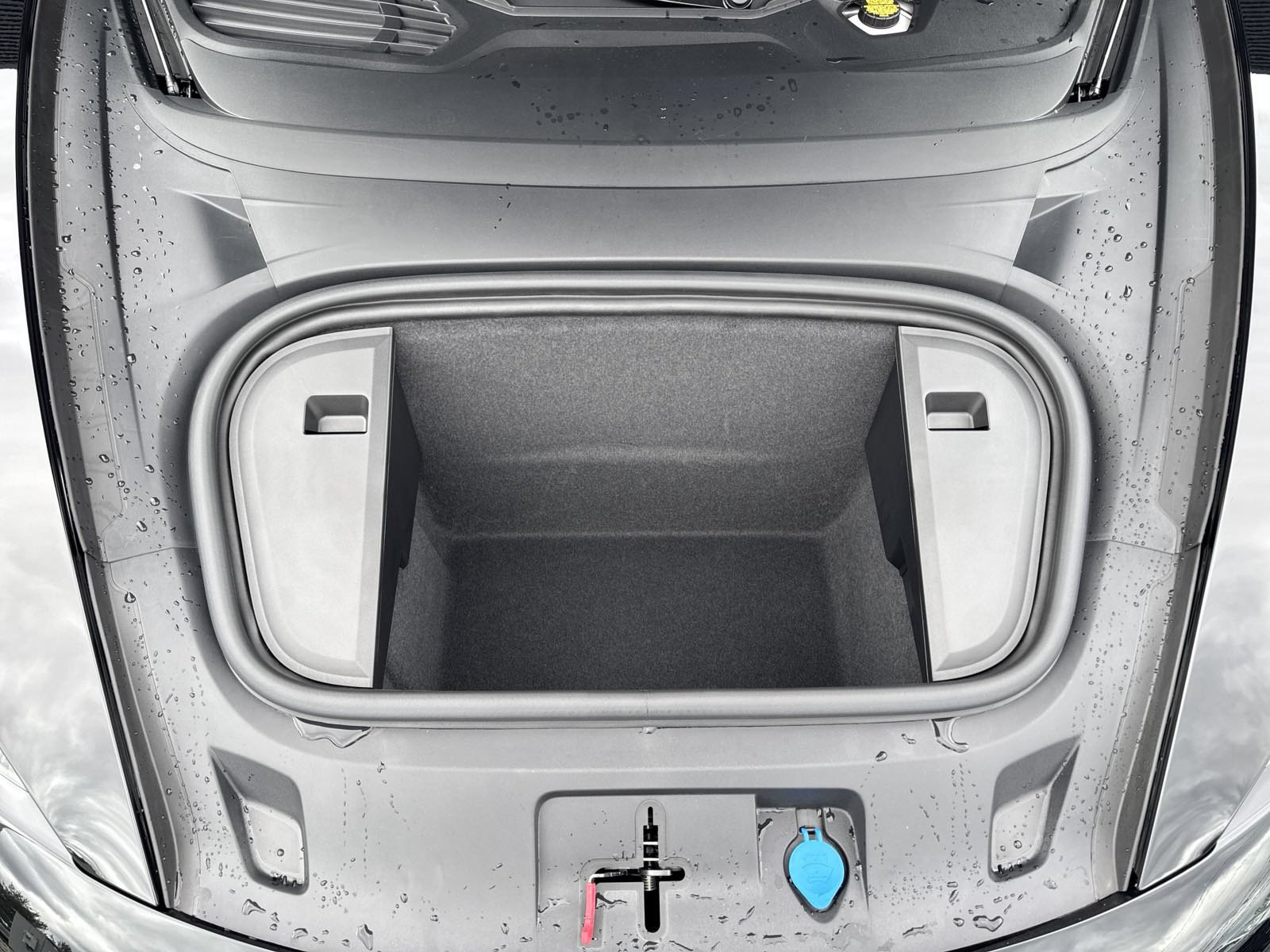 New 2025 Porsche Taycan w/ Premium Package RWD image 53
