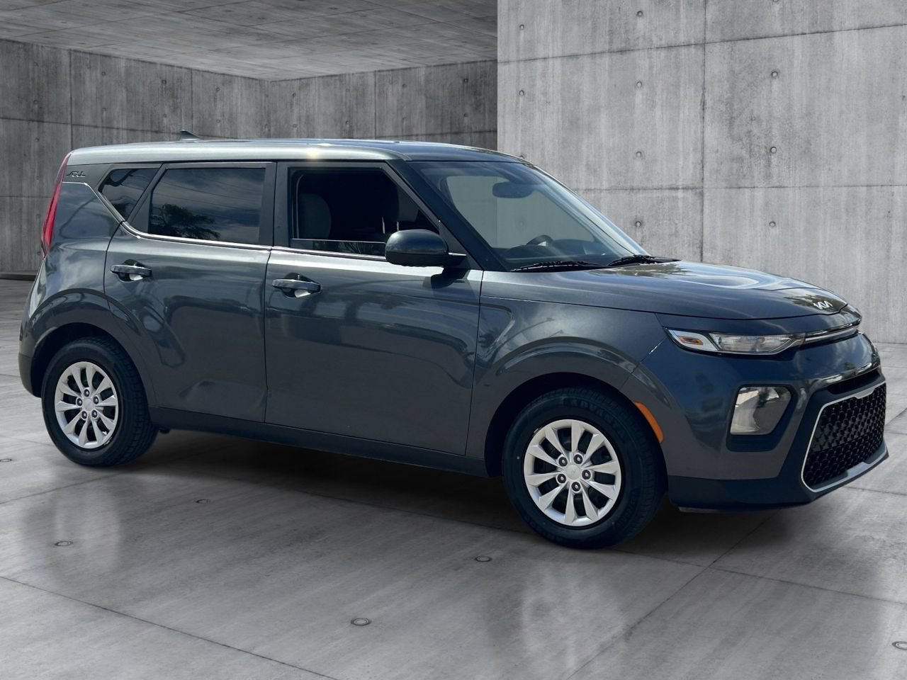 Used 2022 Kia Soul LX FWD image 7