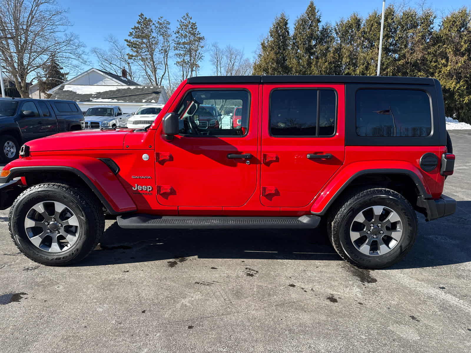 Used 2022 Jeep Wrangler Unlimited Sahara w/ Dual Top Group image 6