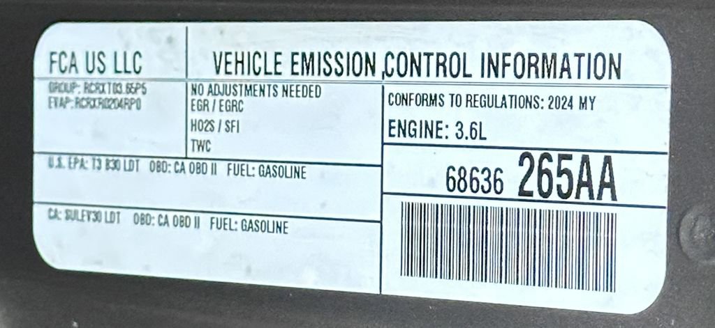 Certified 2024 Jeep Grand Cherokee Laredo w/ Trailer Tow Package image 55