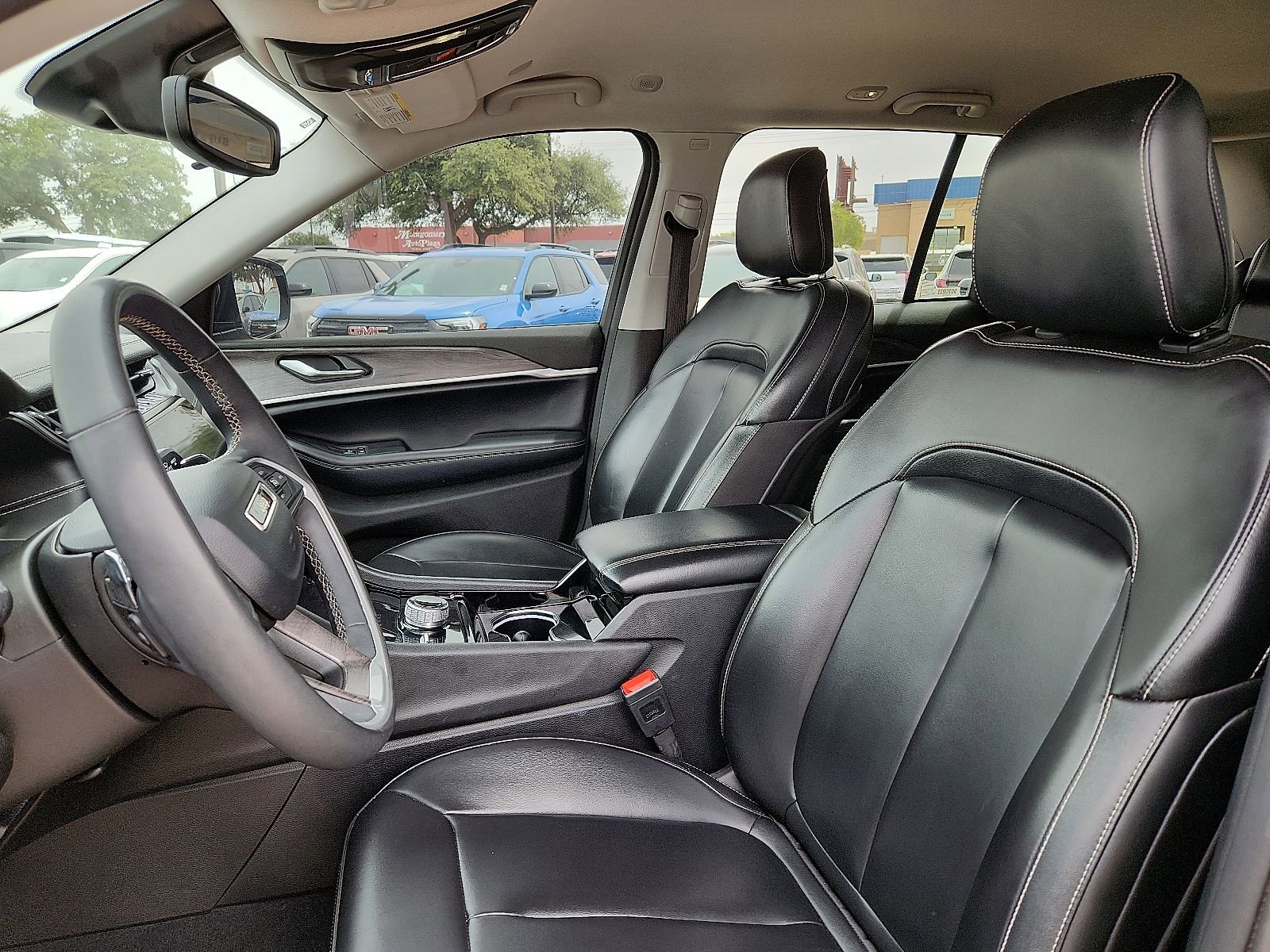Used 2023 Jeep Grand Cherokee Limited AWD/4WD image 14