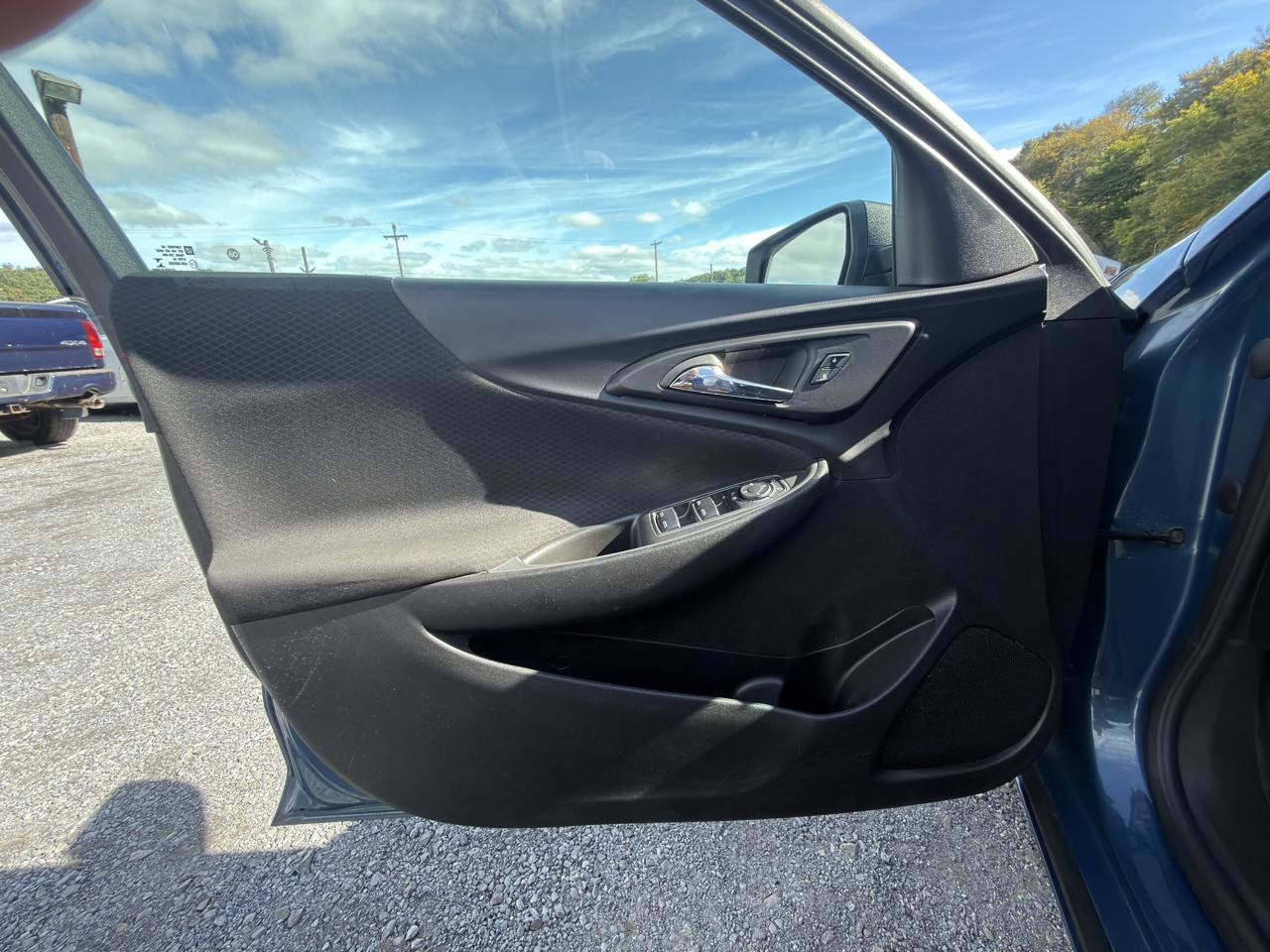 Used 2024 Chevrolet Malibu LS FWD image 18