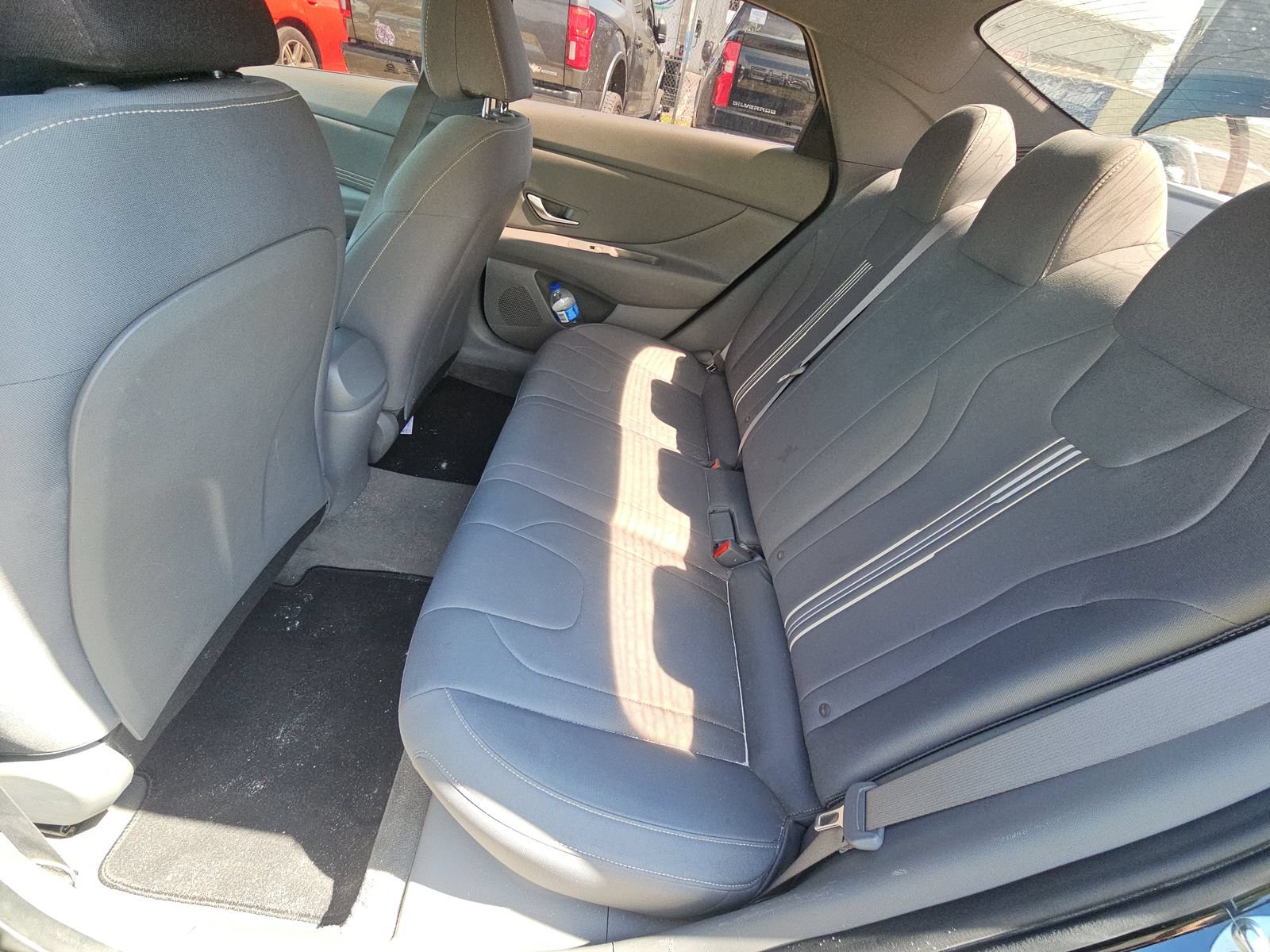 Used 2022 Hyundai Elantra SEL w/ Convenience Package FWD image 13