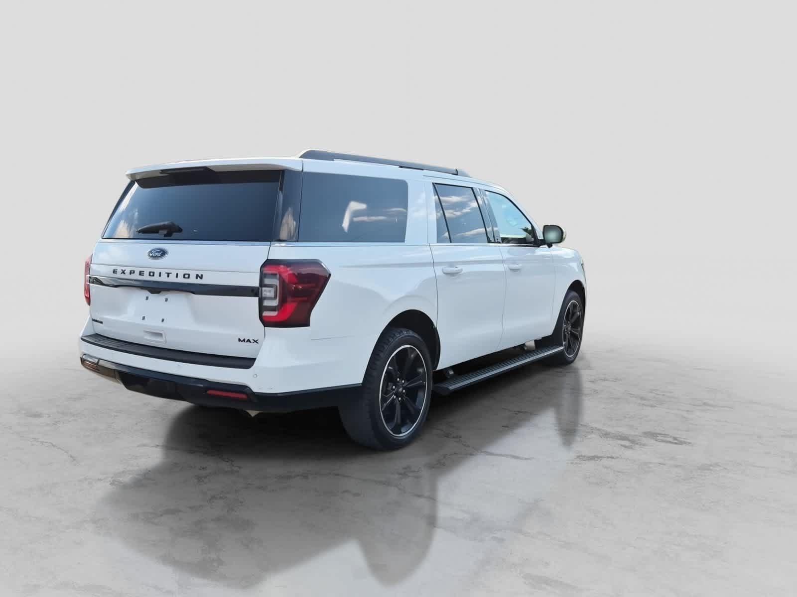 Used 2023 Ford Expedition Max Limited AWD/4WD image 8