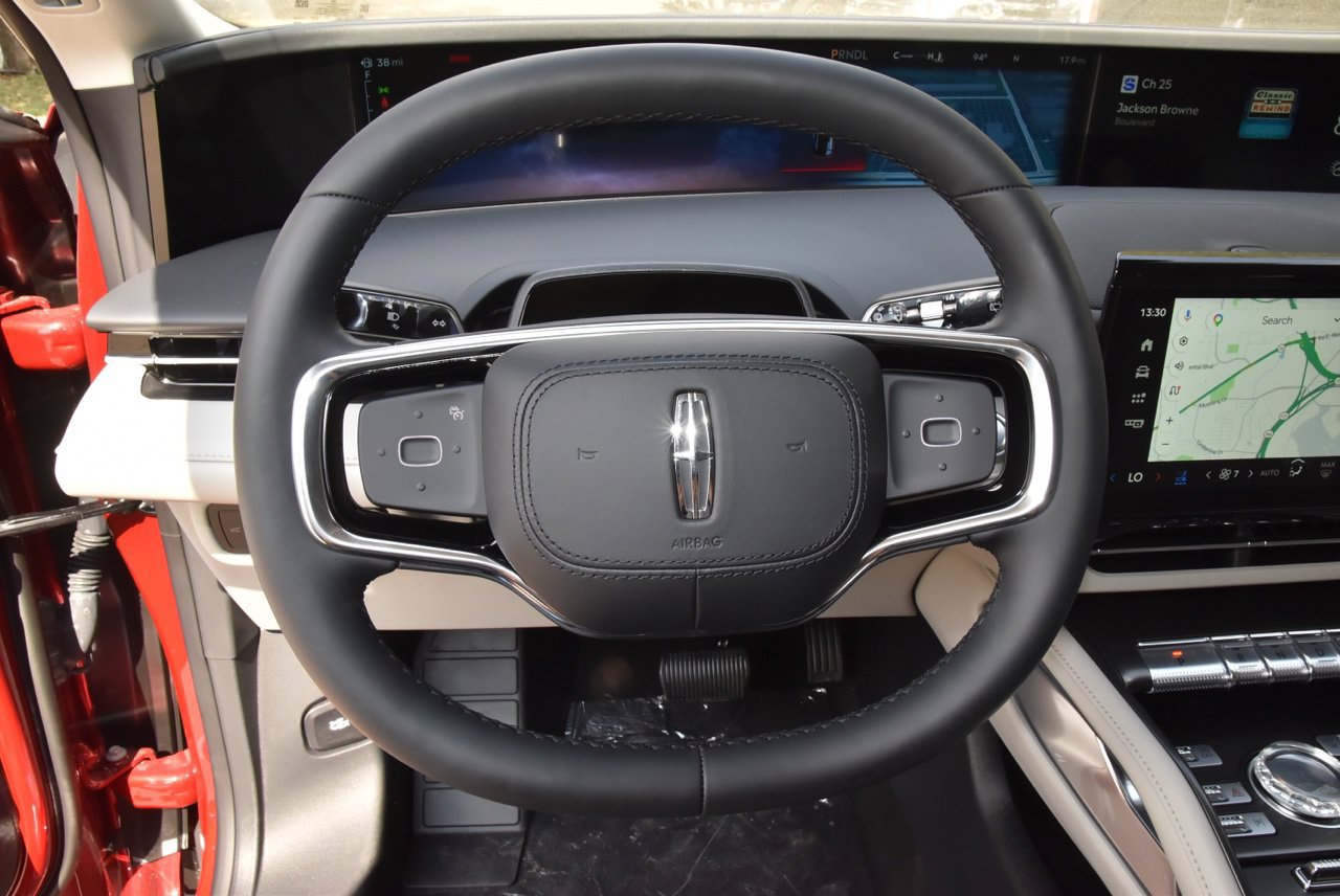 New 2026 Lincoln Nautilus Reserve AWD/4WD image 22