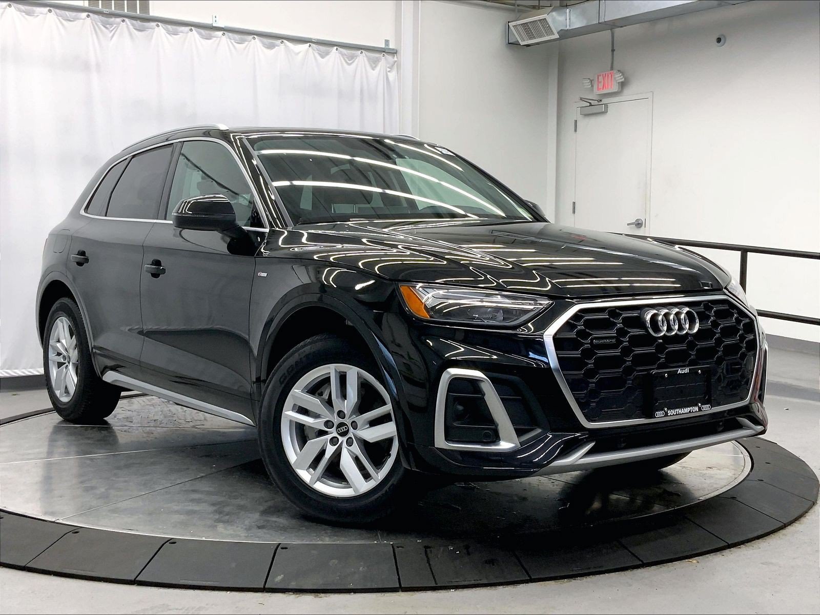Certified 2023 Audi Q5 2.0T Premium w/ Convenience Package