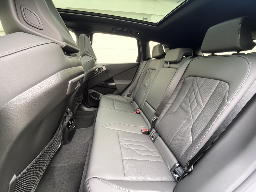 New 2026 BMW X3 xDrive30i w/ Premium Package AWD/4WD image 22